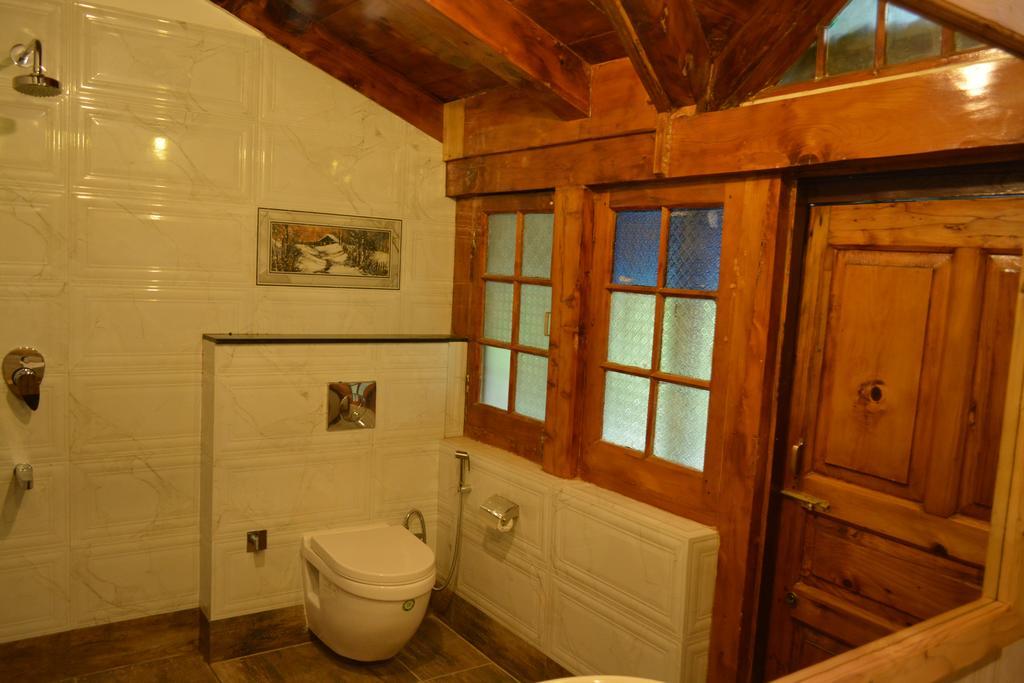 The Sunshine Heritage Bed & Breakfast Manāli Exterior foto